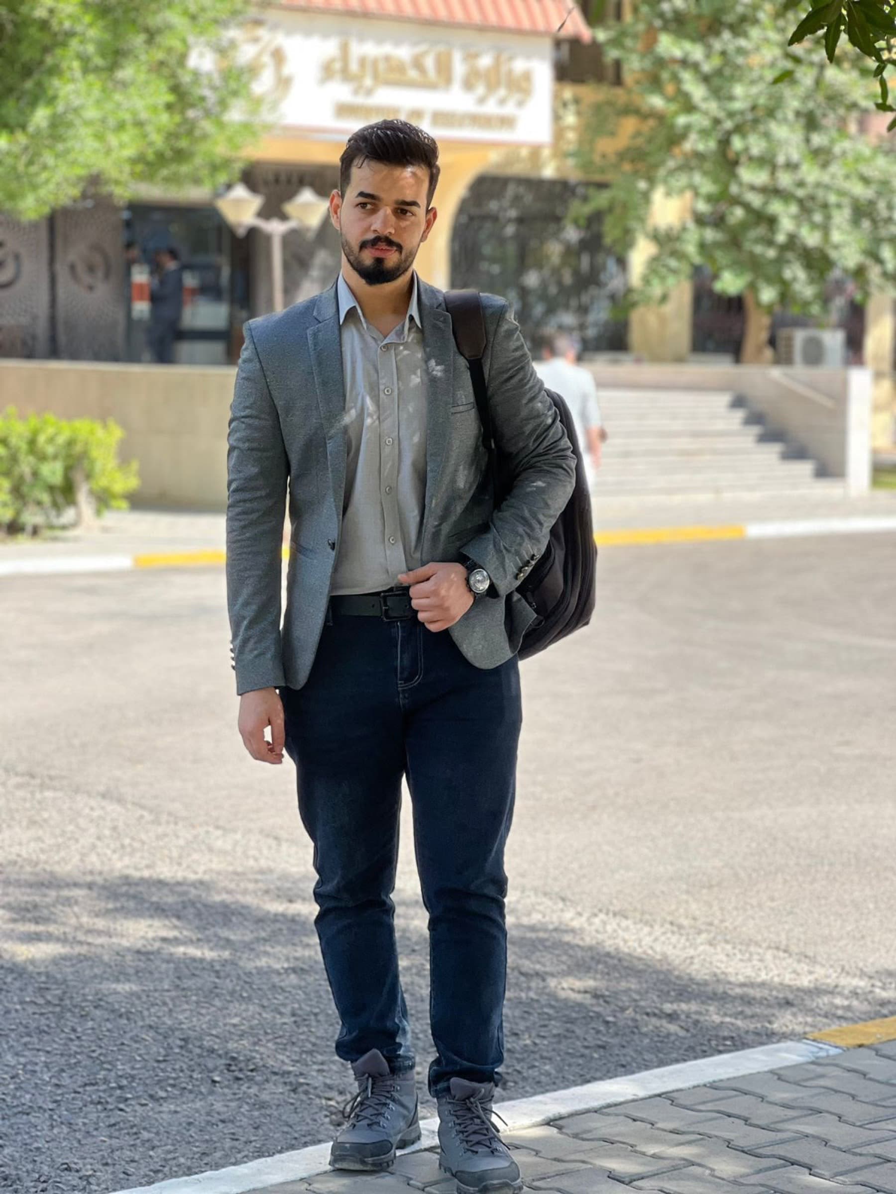 Outside the Ministry of Electricity